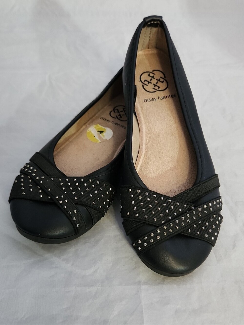 Daisy Fuentes Youth Faux Leather Ballet Flats With Memory Foam GUC Size 1 Kids